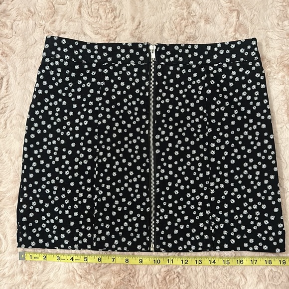 Floral print skirt - Picture 5 of 10